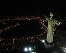 Cristo Redentor minutos antes da Hora do Planeta