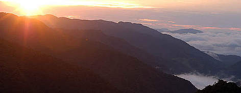 Pôr do sol no Vale do Ribeira, em São Paulo, parte integrante da Ecorregião Serra do Mar  / &copy;: WWF-Brasil / Masao GOTO FILHO