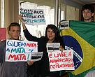 Estudantes protestam, pacificamente, contra mudanças no Código Florestal