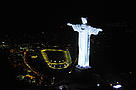 O Cristo Redentor, pouco antes de ter suas luzes apagadas para a Hora do Planeta 2011. / &copy;: WWF-Brasil / Cristina Lacerda